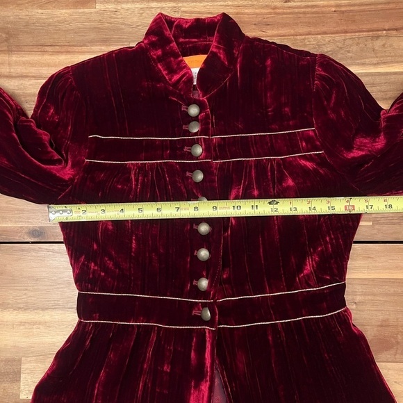 Cynthia by Cynthia Steffe Crimson Velvet Jacket Gold Accents Silk Blend Lining - Picture 9 of 10